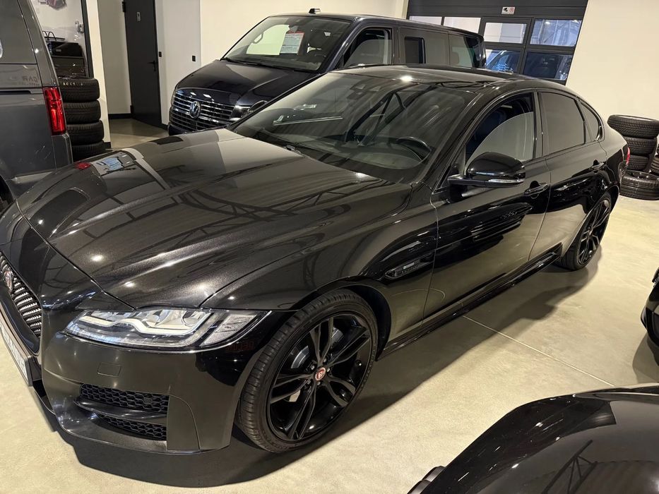 Jaguar Xf Fv23% / Krajowy / R-Sport / Virtual / Alcantara Sufit