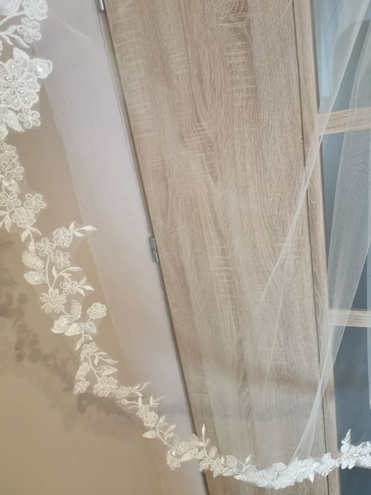 Sprzedam welon stan idealny