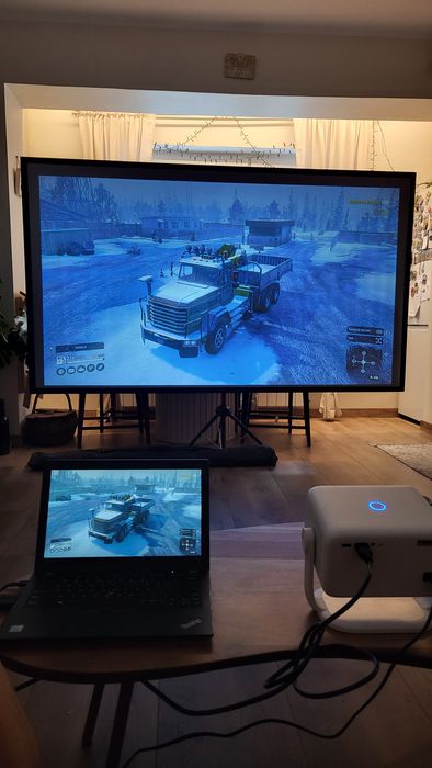 Ekran projekcyjny ALR 100" cali 16x9 statyw - wysoki kontrast!