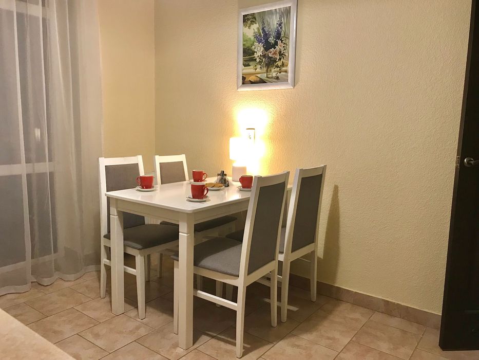 Затишна квартира подобово в центрі Мукачева біля Ратуші