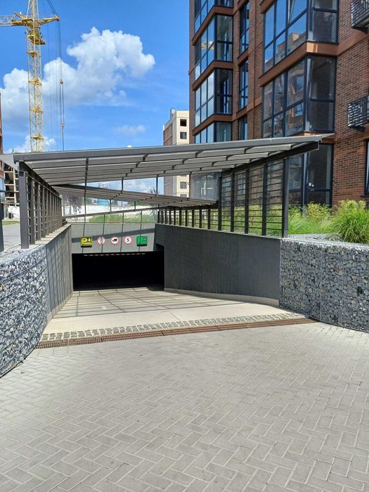 2-ох новобудова в ЖК Компас з паркомісцем та коміркою