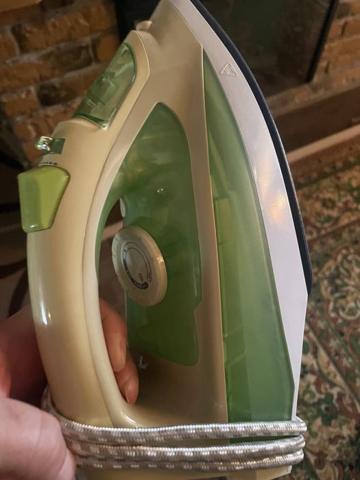 Продам утюг grungelm