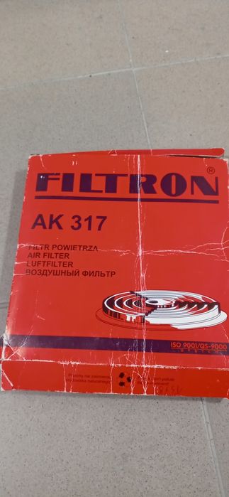 Filtr powietrza FILTRON AK 317 Nowy