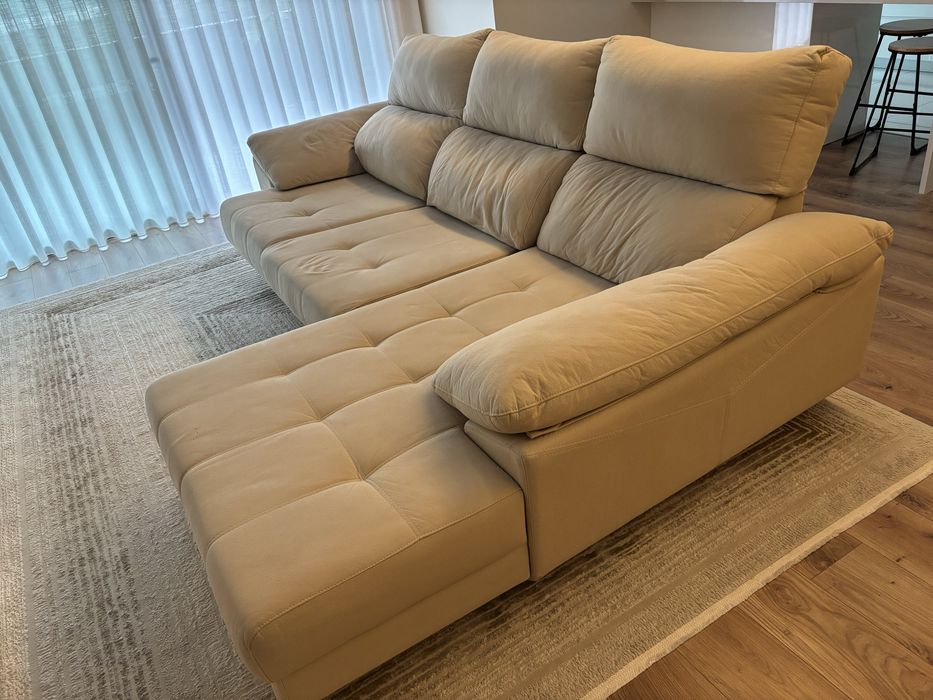 Sofa 3 lugares com chaise longue