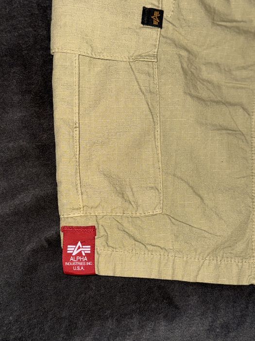 Чоловічі шорти Alpha Industries