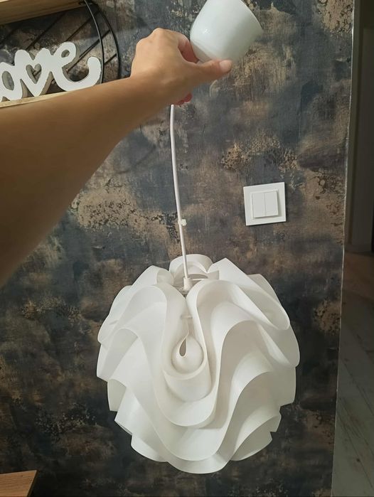 Lampa sufitowa wiszaca