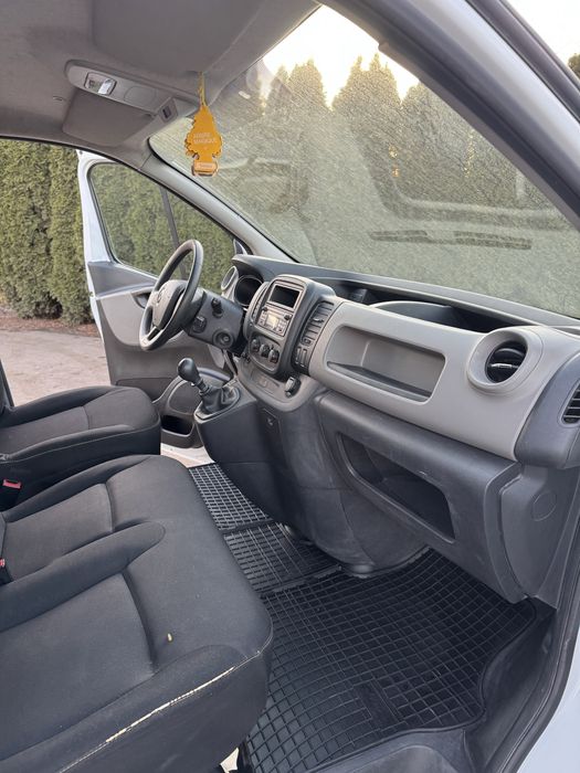 Renault Trafic brygadówka 2016r 1.6