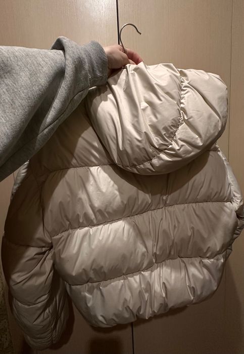 Стильна куртка mango