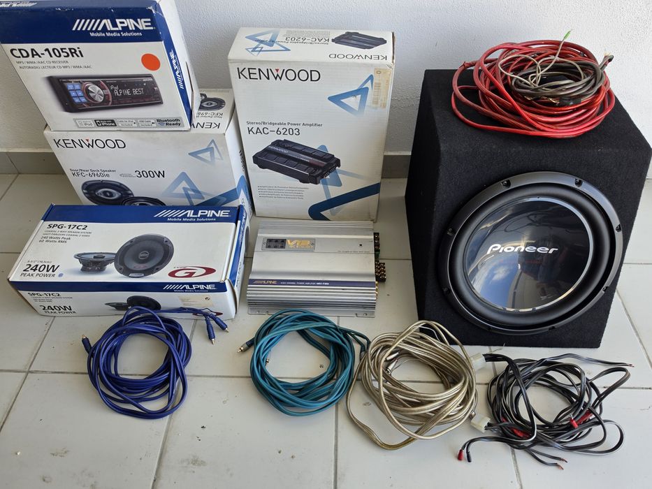 Sistema de som completo para carro