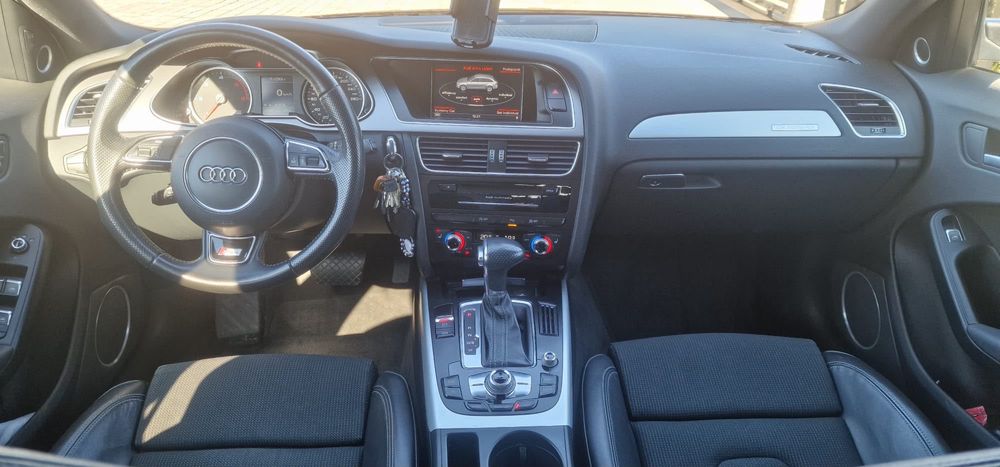 Audi a4  b8 3,0 tdi   245km  quatro