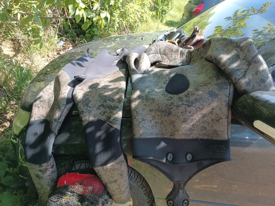 Продам гидрокостюм  для підводного полювання