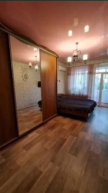 2х квартира в центрі, вул.Сталеварів.