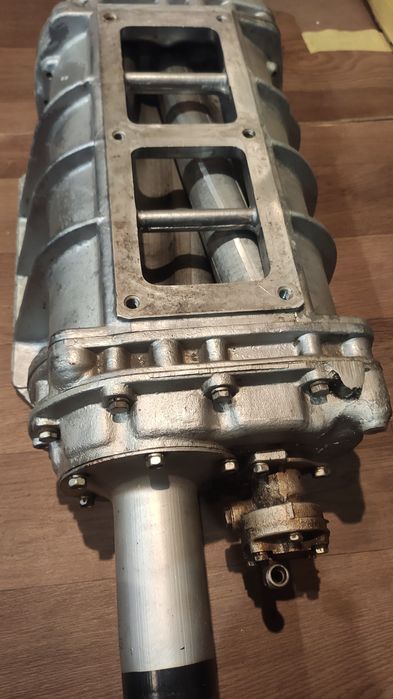 Нагнетатель ЯАЗ 206 в идеальном состоянии.