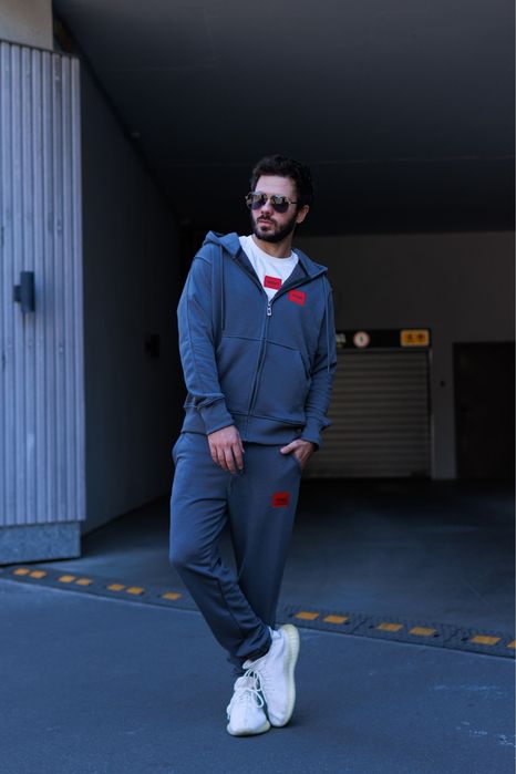 Чоловічий костюм Hugo boss,Акція