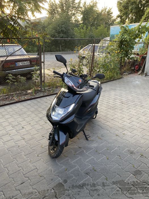 Електроскутер Yadea luna