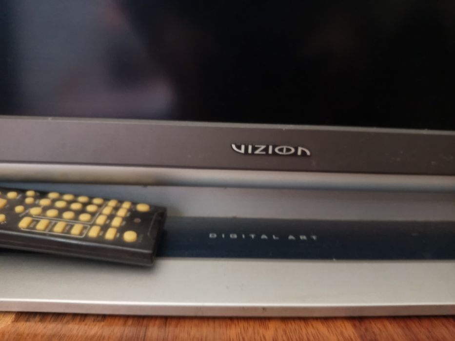 LSD-монітор 32"продам по місту