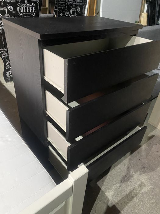 Komoda  4sxuflady,