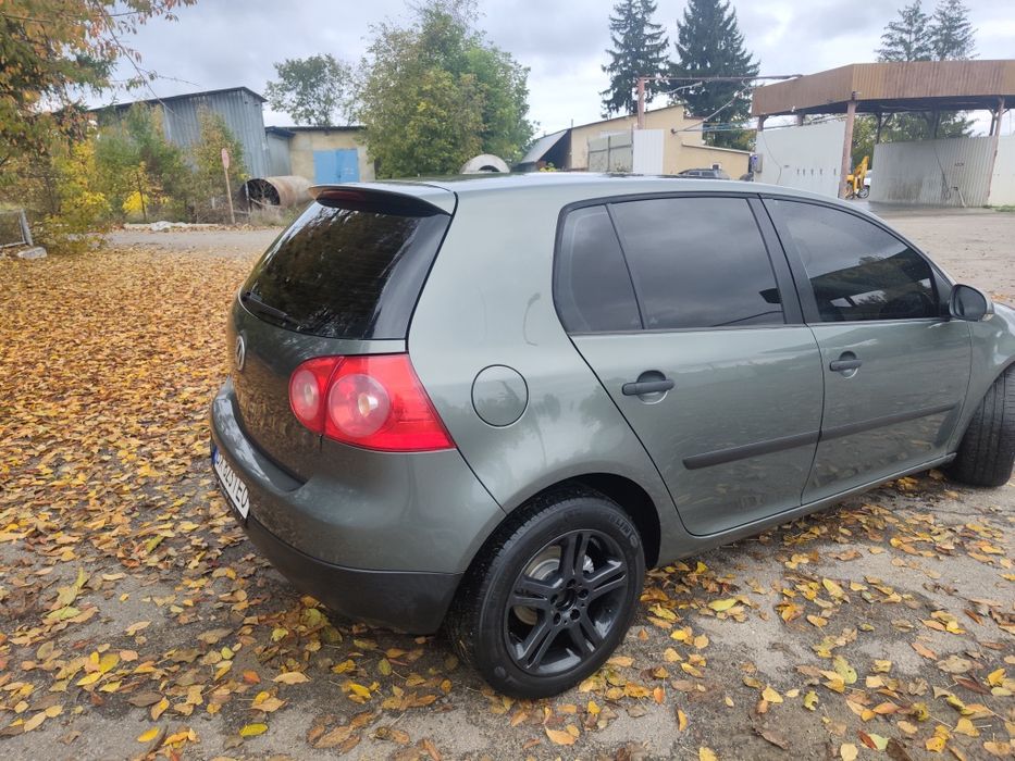 Продам Volkswagen golf 5