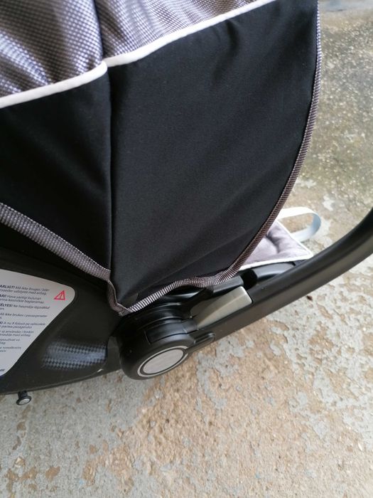 Carrinho bebé Chico Trio love