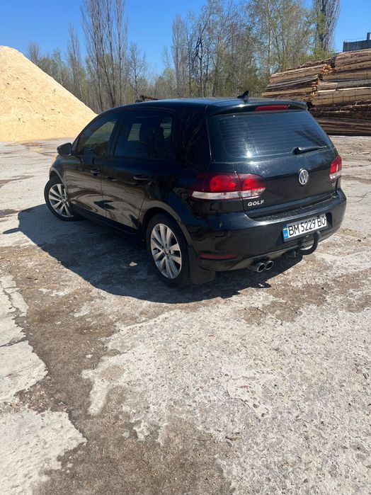Авто фольцваген Гольф 6