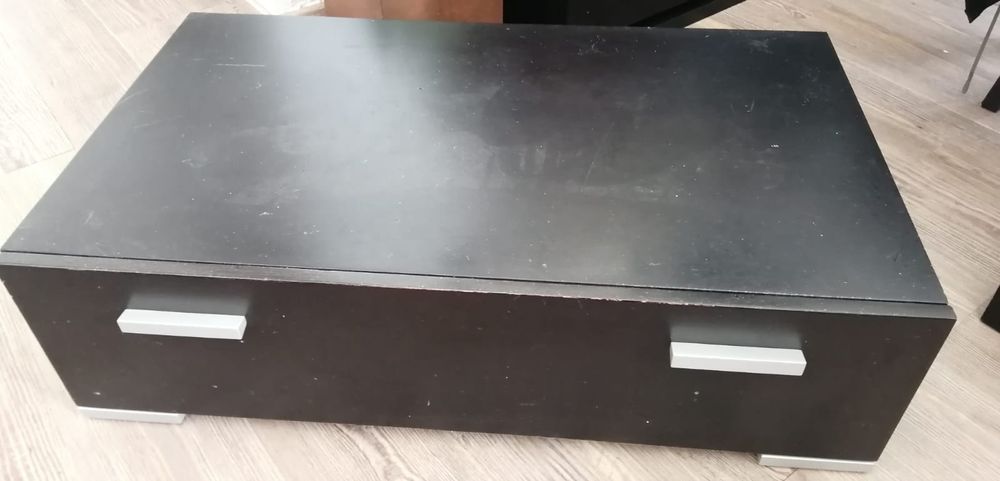 Móvel de sala em madeira