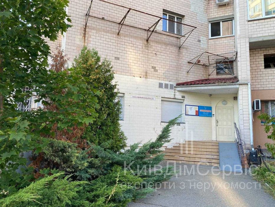 Без комісії! Продаж нежитлового приміщення 320 м2 Івасюка 20, Оболонь