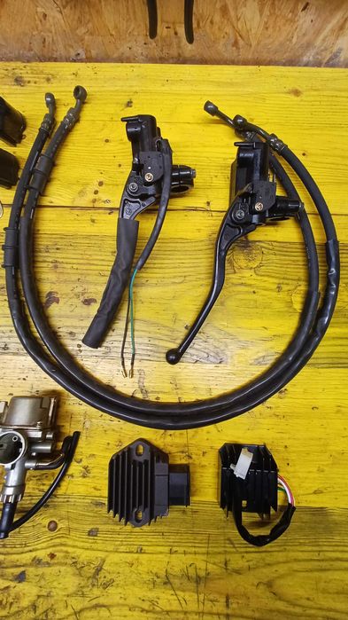 Różne części motocyklowe, motorowerowe