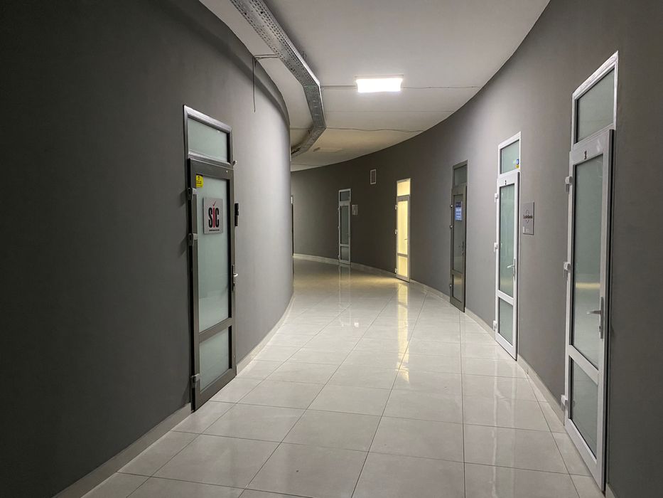 Офіс на Печерську  Коновальца 36 д БЦ Хвиля  ВІП ОХОРОНА та ЛОКАЦІЯ