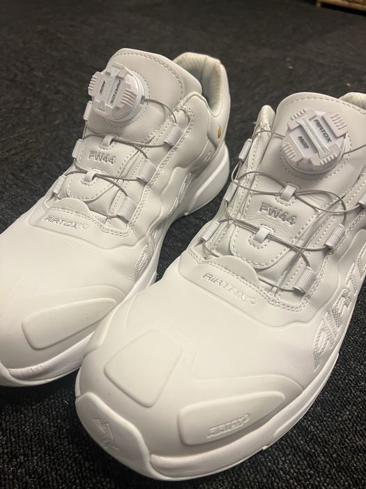 Buty robocze airtox FW 44 numery 47 i 48