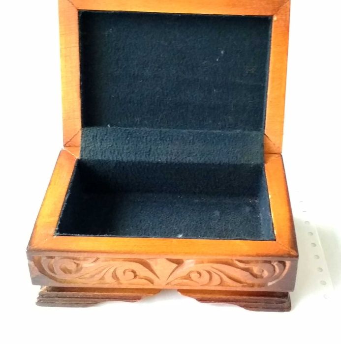 Деревянная Шкатулка.