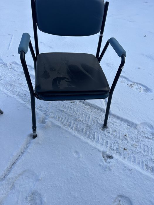 Стільчик туалет  з німечини  з регулюванням висоти