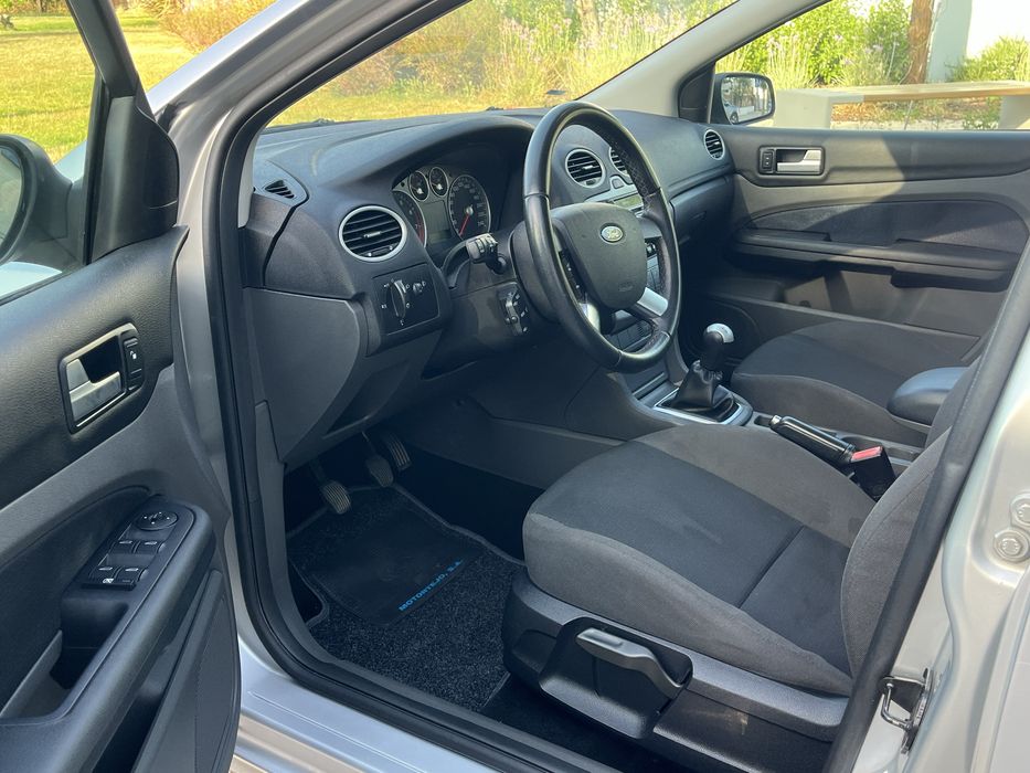 Ford focus poucos klm