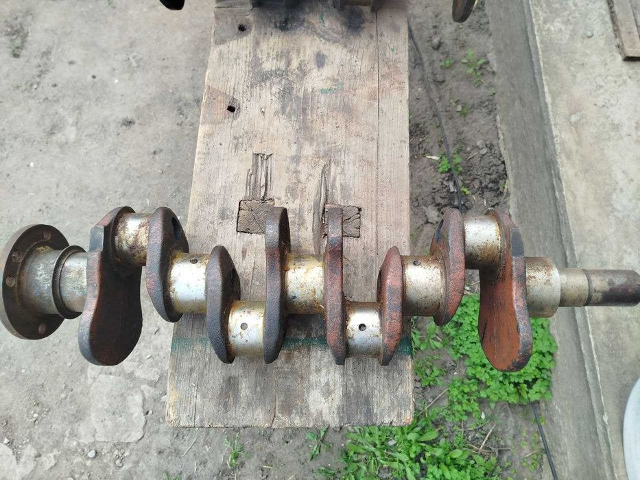 Колінвал ГАЗ 24, УАЗ ВАЗ Новий СССР