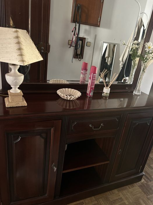 Armario em excelente estado