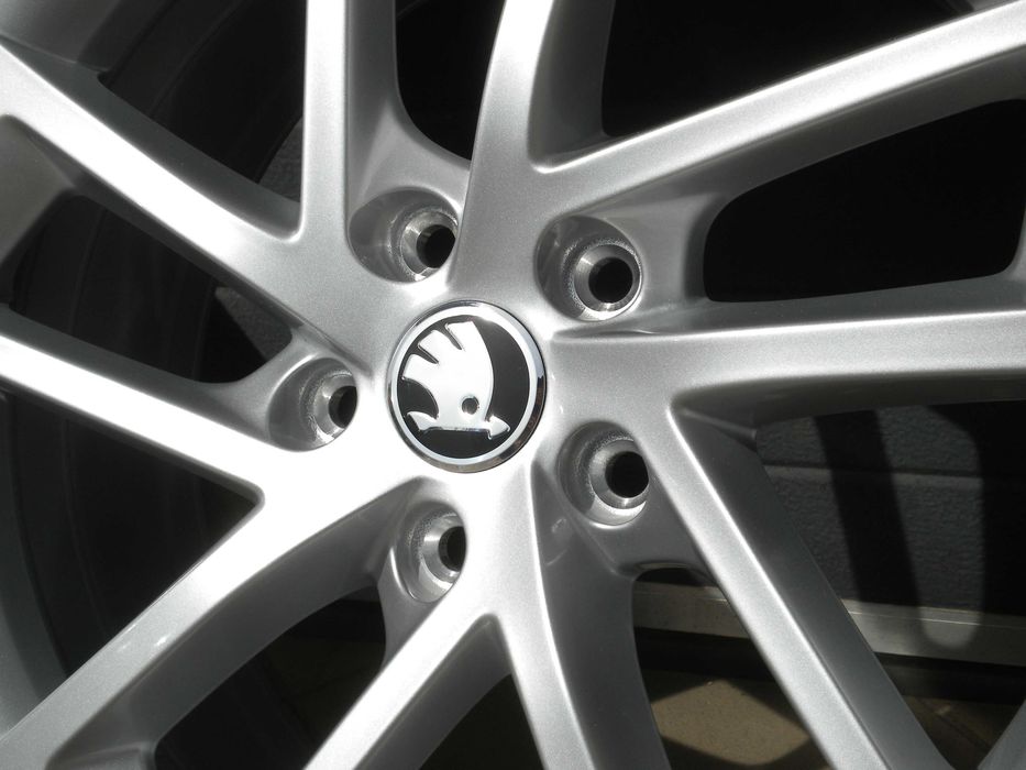 Nowe koła letnie aluminiowe 17 5x112 Skoda Octavia II III RS Superb II