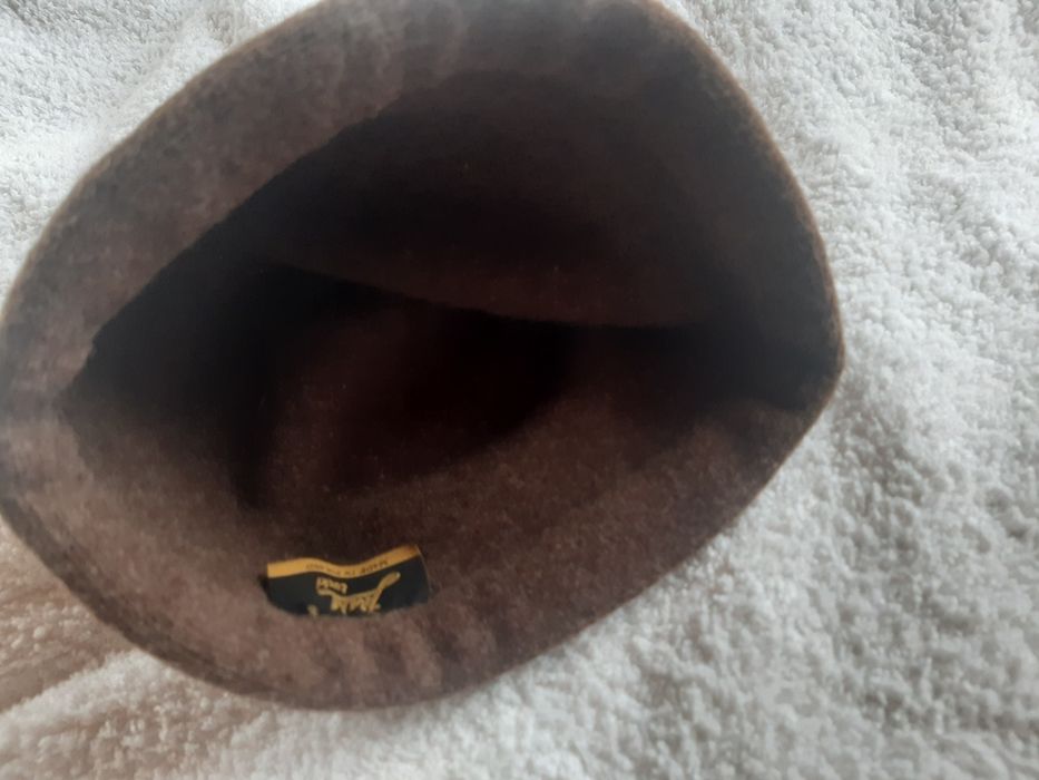 Czapka,  wełniana. Brąz.  Jmm Łucki, butik