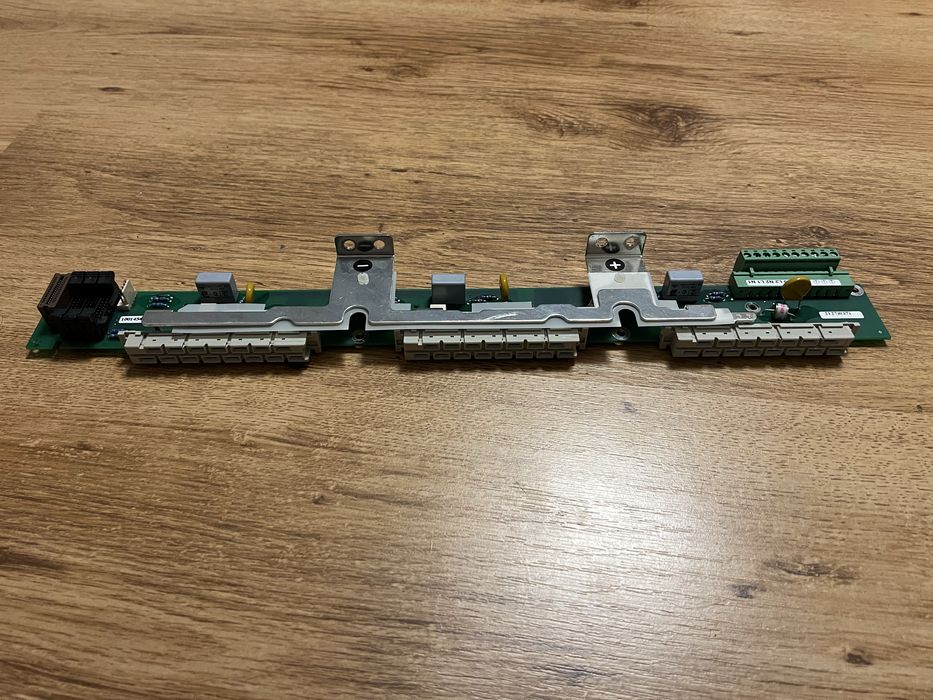 Benning 46393 40A задня панель для блока живлення