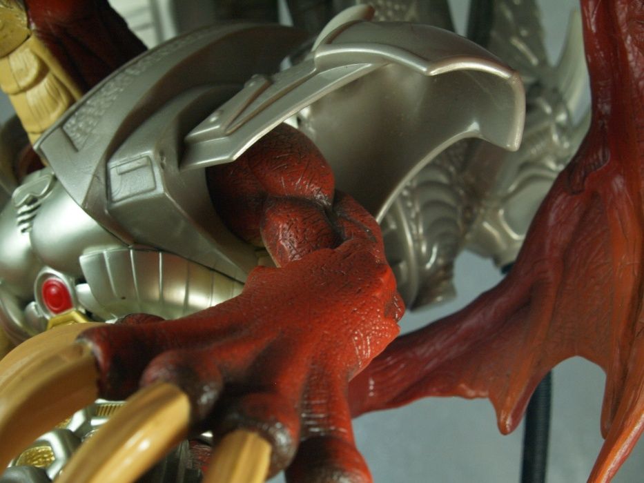 Figurka Smok Hasbro Wizards Shogakukan