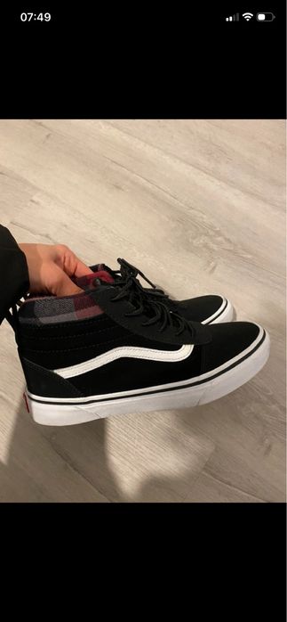 Buty Vans zimowe ocieplane 36,5 23 cm