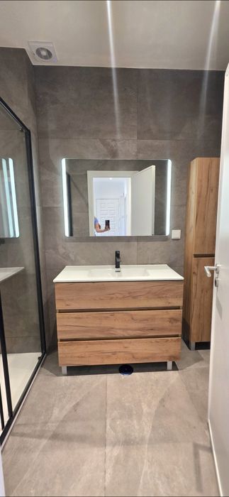 Apartamento totalmente remodelado.T3