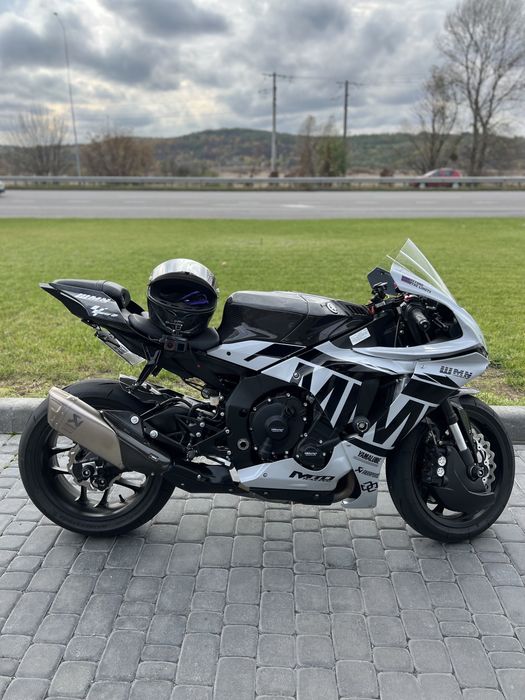 Yamaha yzf r1 2024