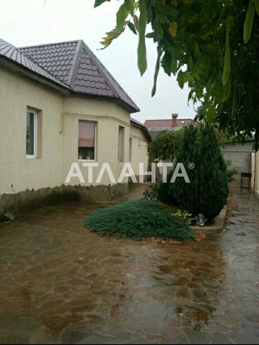 Будинок біля моря