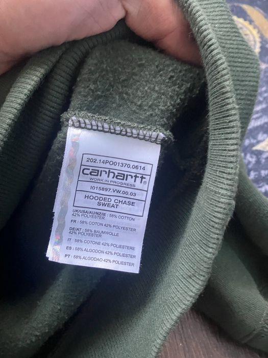 зелене худі carhartt