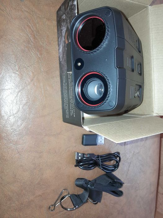 Цифровий бінокль + нічн. + карта пам'яті 32 ГБ у комплекті