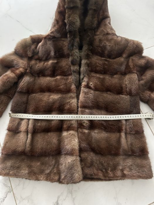Норкова шуба с куницей