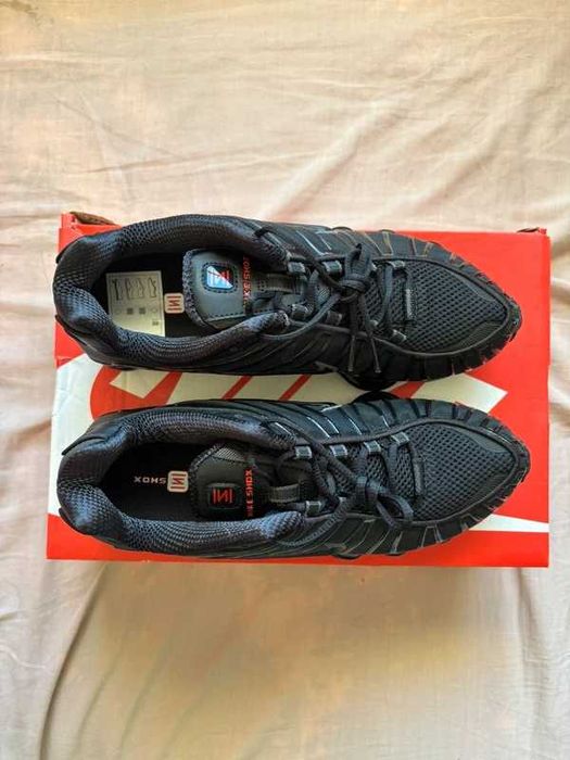 Nike Shox TL Czarny R.40