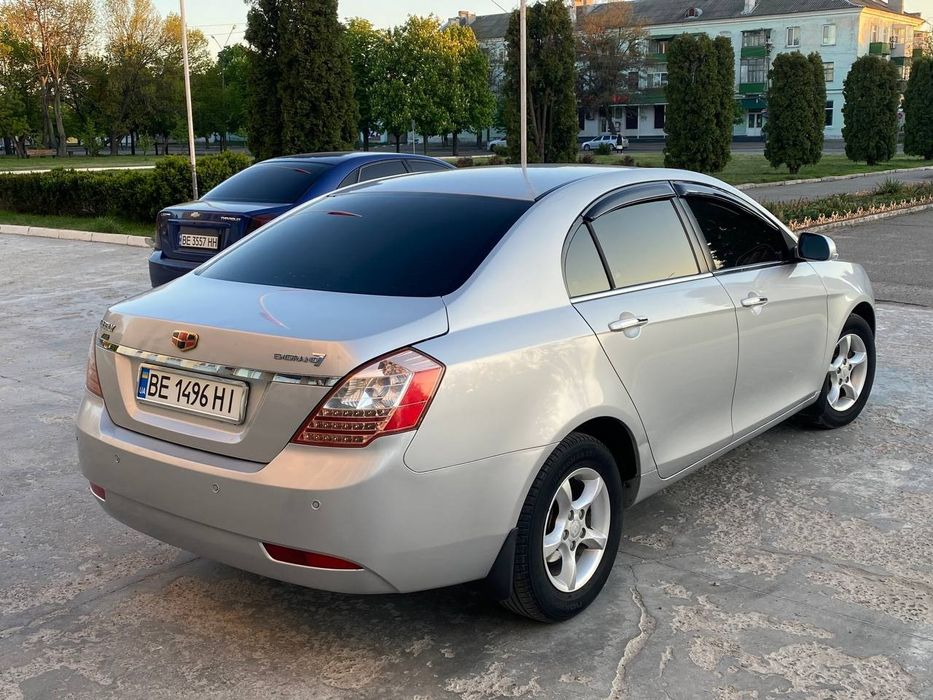 Geely Emgrand 7 в хорошем состоянии