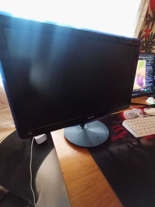 IPS Монитор 22" Philips 227E3QPHSU 75 Гц Full HD 1920x1080