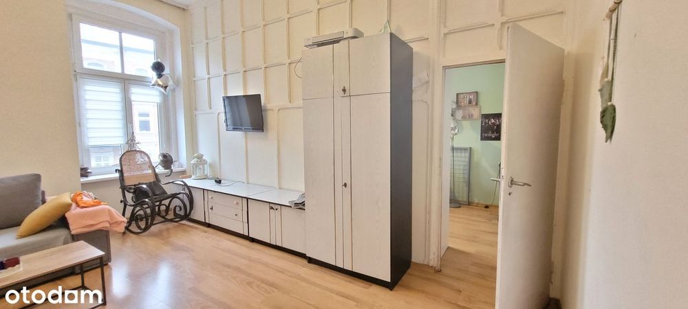 Przytulne 2 pokojowe blisko Centrum/ zadbana kamienica - Widok 3