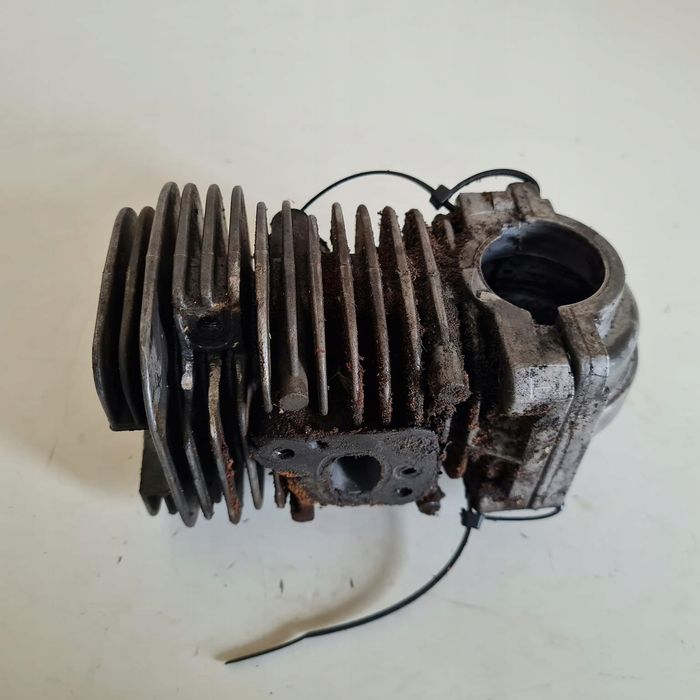 Partner 370 Cylinder Tłok Komplet